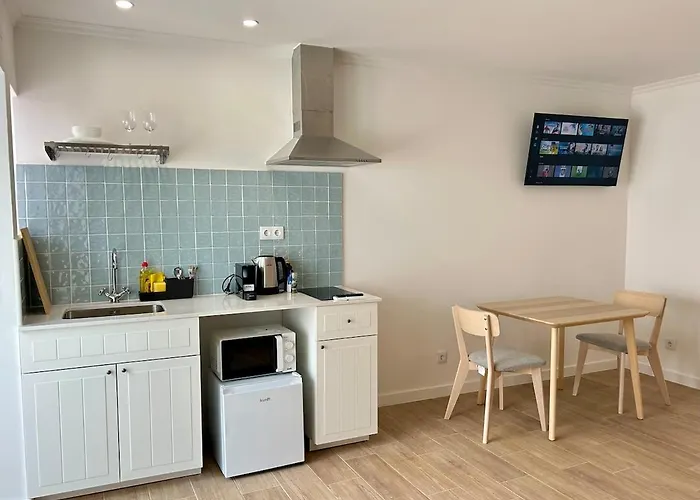 Apartment Casa Martins Country 8 - Courtyard And Pool